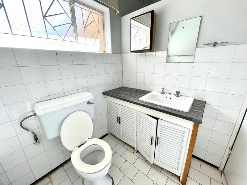 To Let 10 Bedroom Property for Rent in Bult West North West